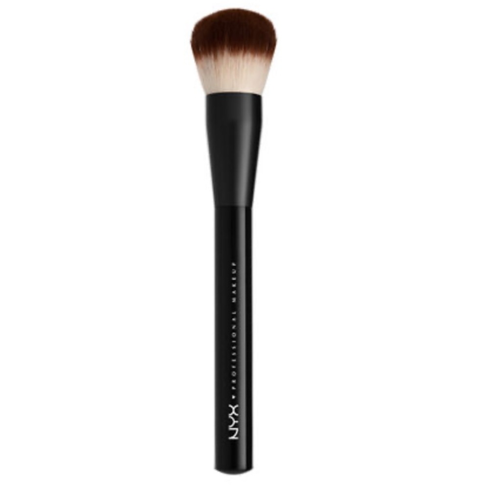 MUST GO NYX Pro Multi-Purpose Buffing Brush